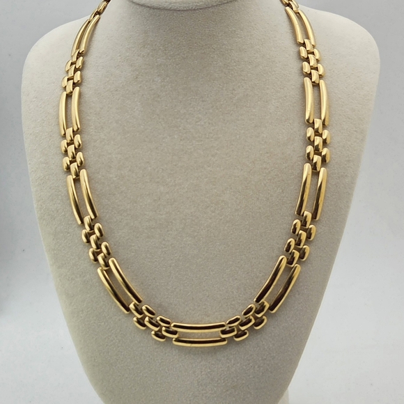 Monet Gold-Tone Ladder Link Choker Necklace 16" - 80s Vintage - Picture 12 of 12
